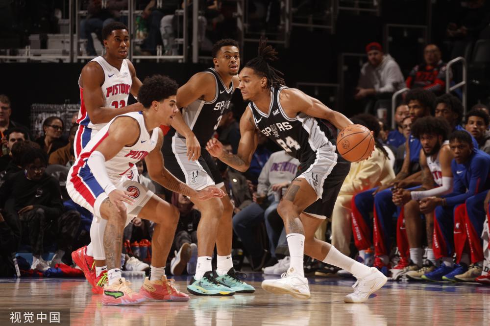 在这支充满 在这支充满