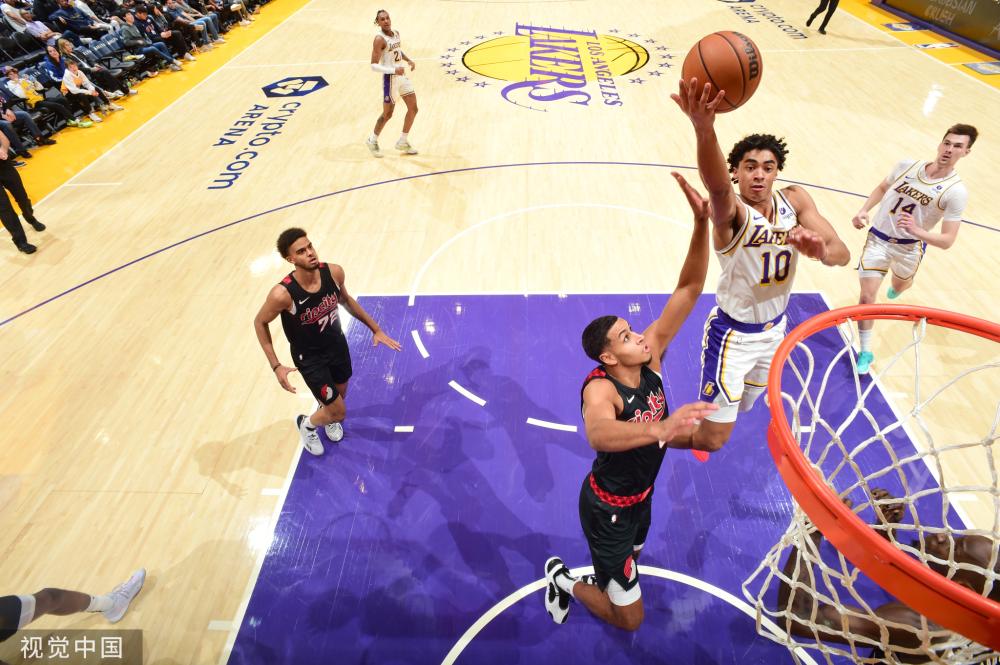 却传出佳夫 却传出佳夫