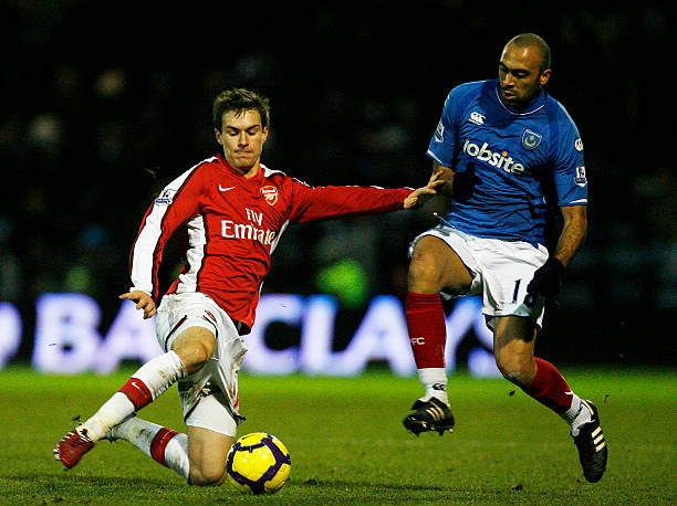 一名职业球 一名职业球